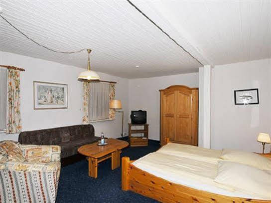 Hotel Bei Der Esplanade Hamburg Exterior photo